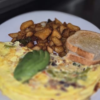 California Chicken Omelet