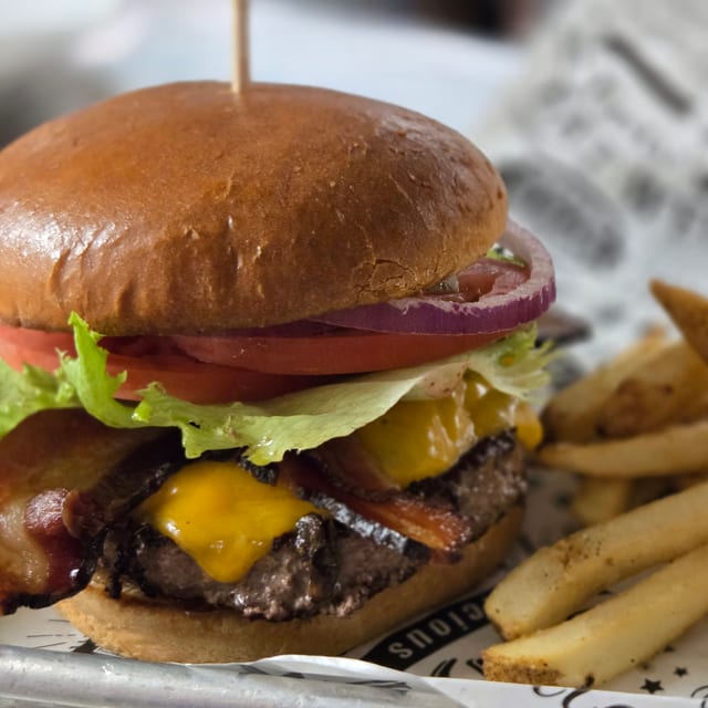 Cheeseburger.